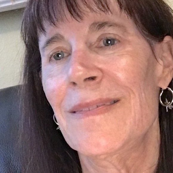 Meet your Posher, Nancy - Picture 2 of 2